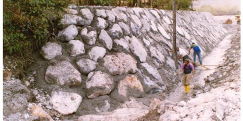 Scogliera in comune di Tolmezzo